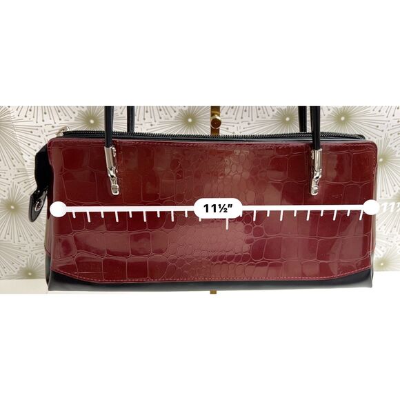 Cherry red and black faux crocodile embossed Bejio shoulder bag - Picture 10 of 12